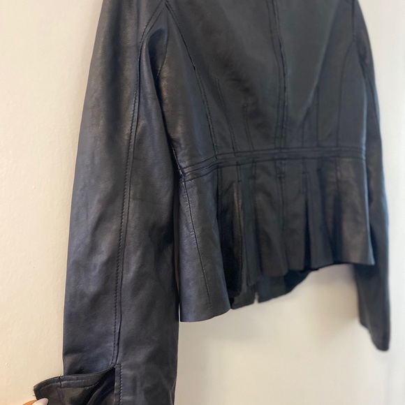 Soft leather zip up jacket - Picture 11 of 12